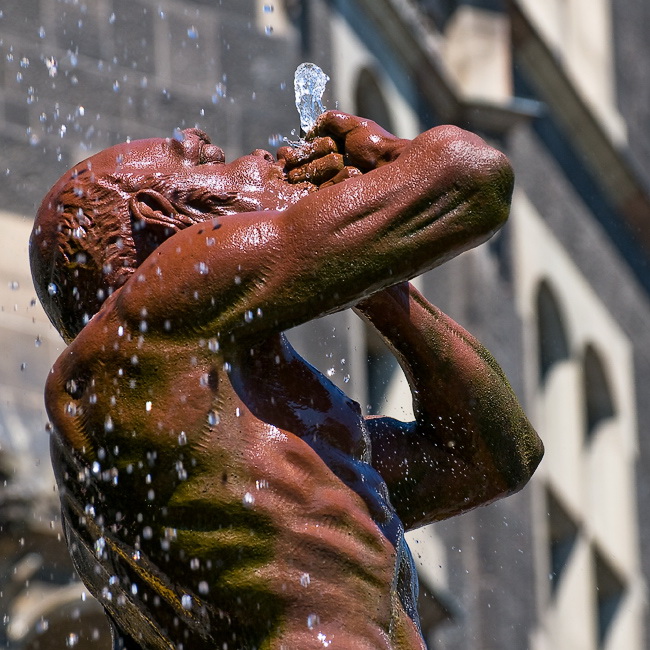 10.06.2011 Skulptur-WTL-D34_9455-als-Smart-Objekt-1.jpg